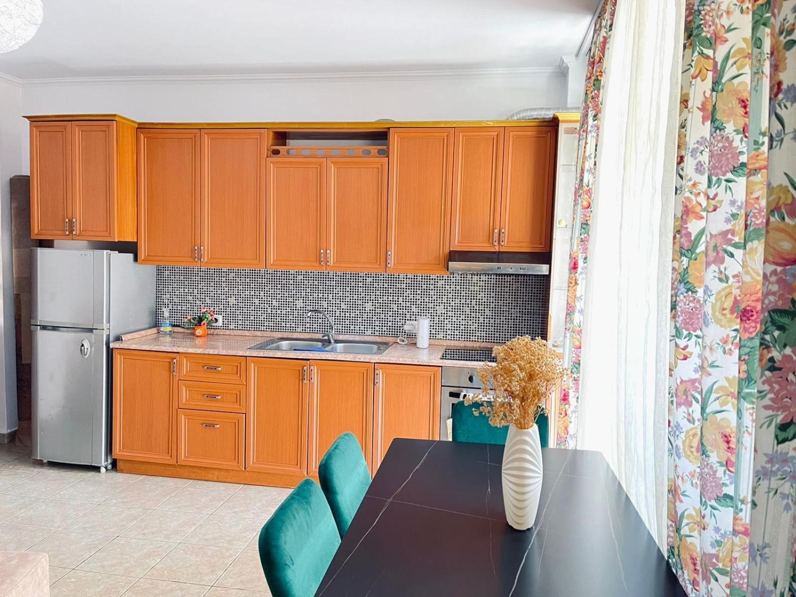 Top Central Apartment Tirana Exterior foto